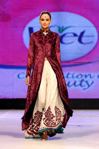 Zara Shahjahan bridal dress