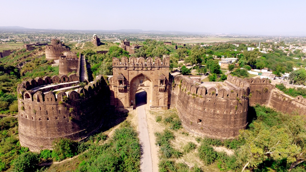 Best Visiting Places In Pakistan In Summer Vacations Rohtas Fort